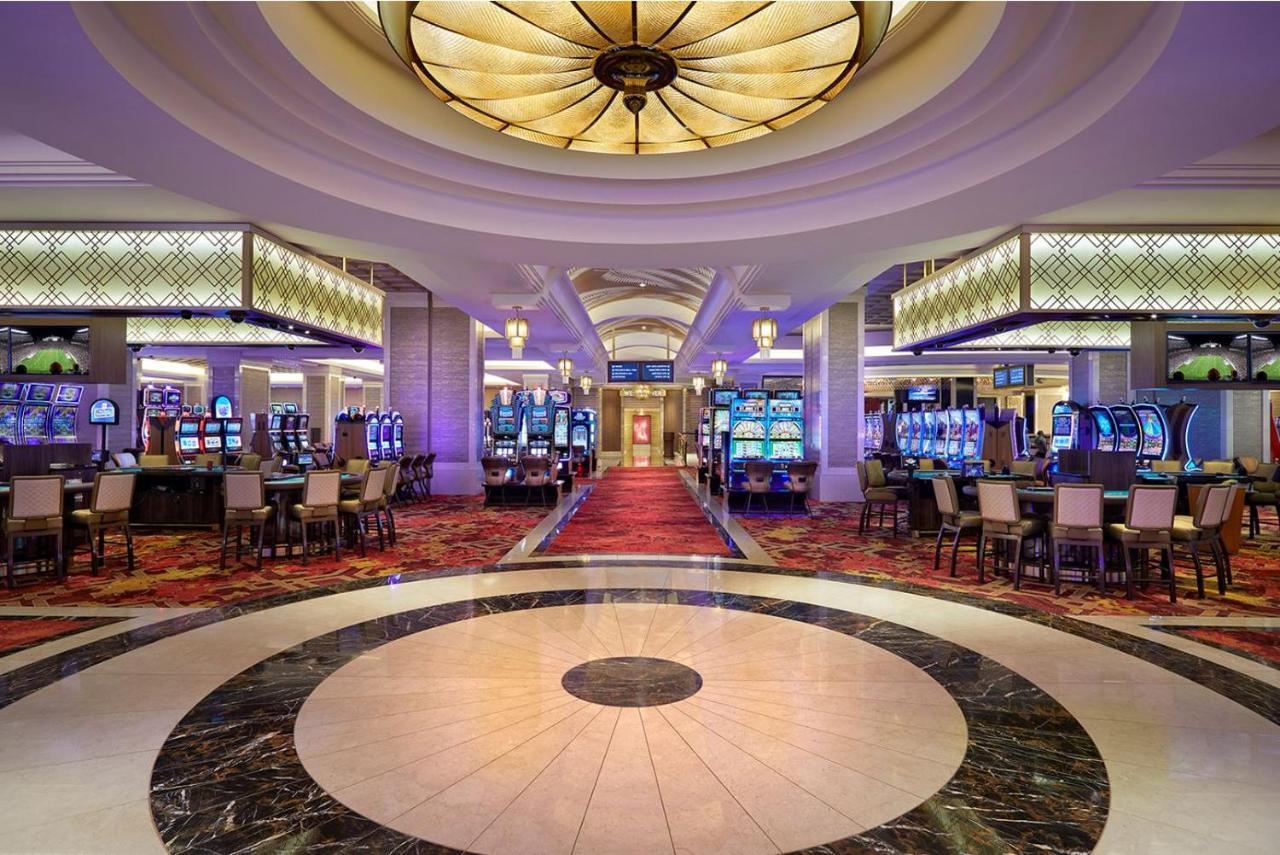 Seminole Hard Rock Hotel And Casino Tampa Orient Park Екстериор снимка