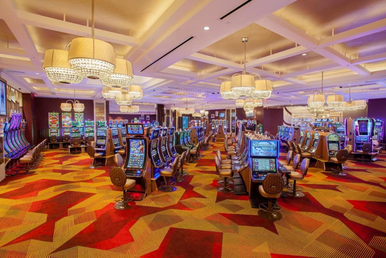 Seminole Hard Rock Hotel And Casino Tampa Orient Park Екстериор снимка